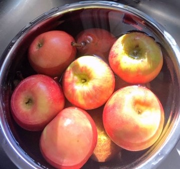 Learn how to clean your fruits with one simple tip - Lovely Mango