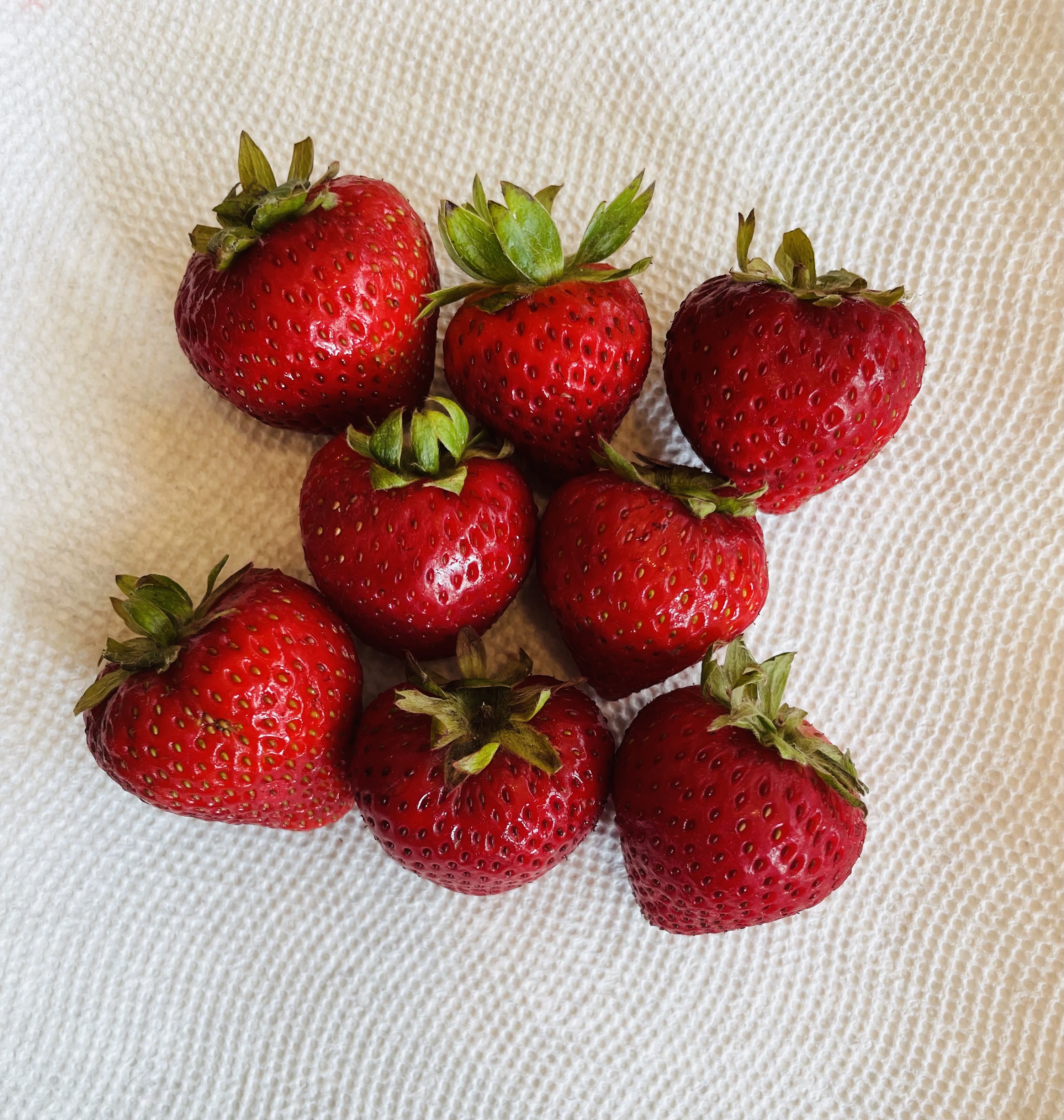 Selecting the best strawberries 